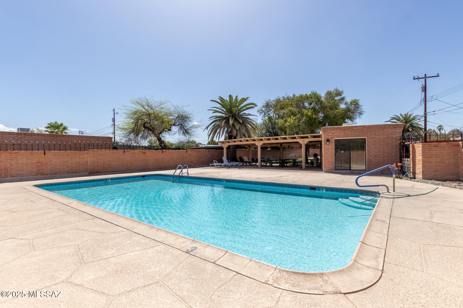 4386 East Fort Lowell Road Tucson, AZ 85712 - Photo 29 of 33 Gallery Image 29