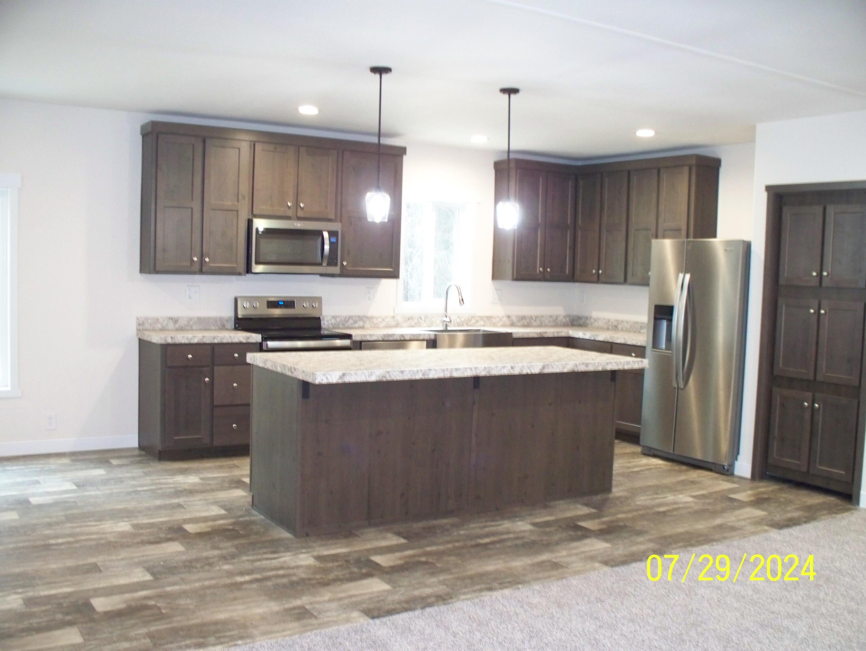 16015 Dyke Road La Pine, OR 97739 - Photo 8 of 21 dyke kitchen
