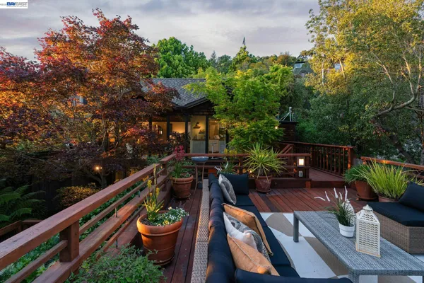 $1,395,000 | 1166 Cragmont Avenue, Berkeley, CA 94708