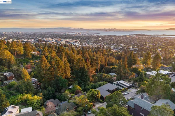 $1,395,000 | 1166 Cragmont Avenue, Berkeley, CA 94708