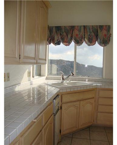 15325 Skyridge Road Poway, CA 92064 - Photo 8 of 20