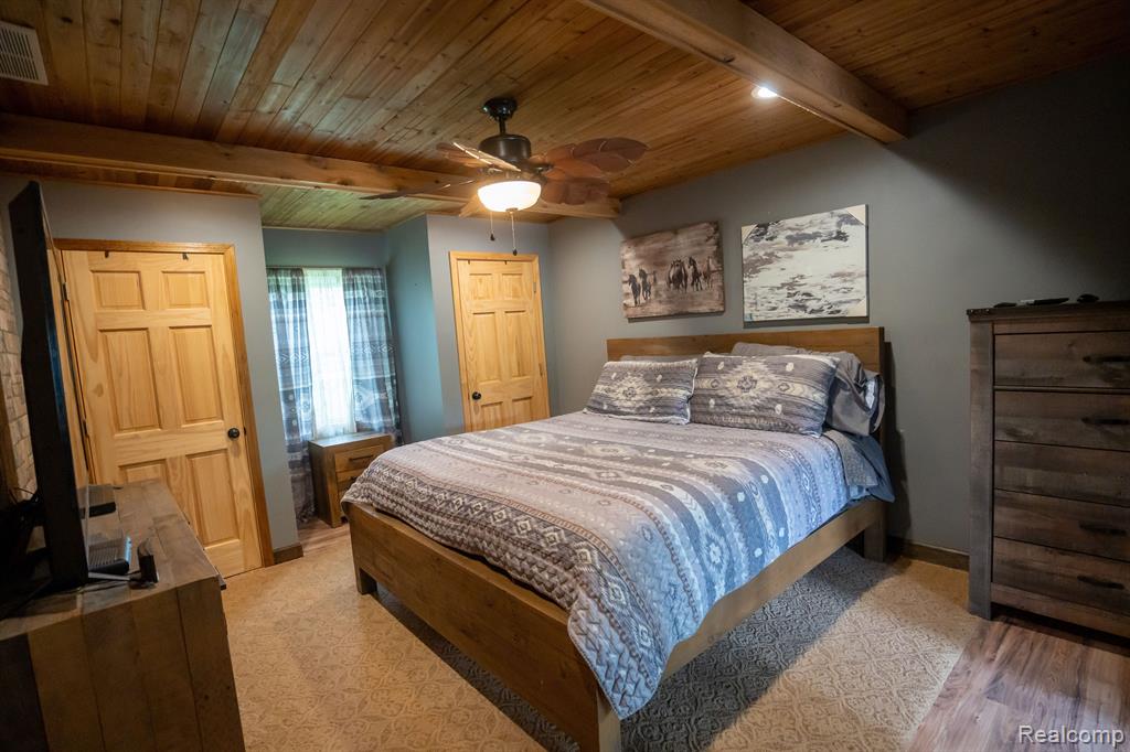 17285 Inkster Road Romulus, MI 48174 - Photo 26 of 57