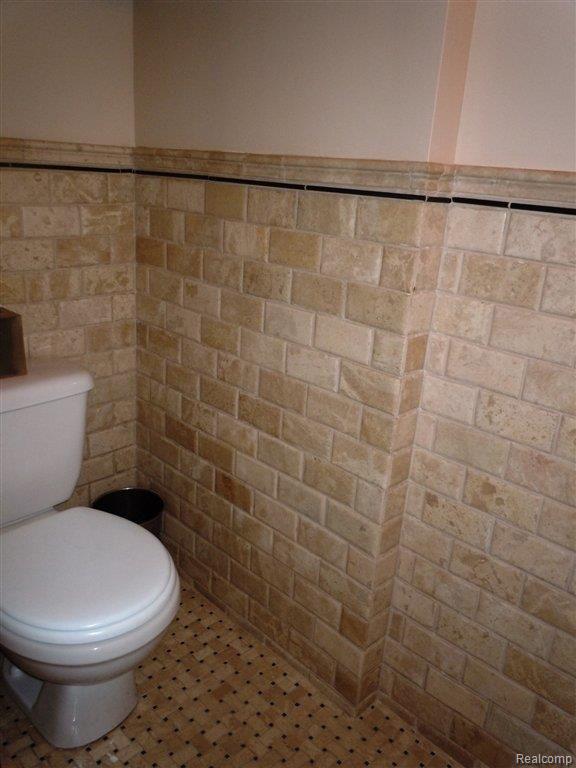 30 Norwich Road Pleasant Ridge, MI 48069 - Photo 24 of 34 DSCN4476.JPG
