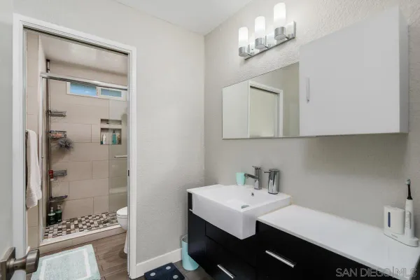 $3,975 | 1516 Encino Avenue, Unit B, Monrovia, CA 91016