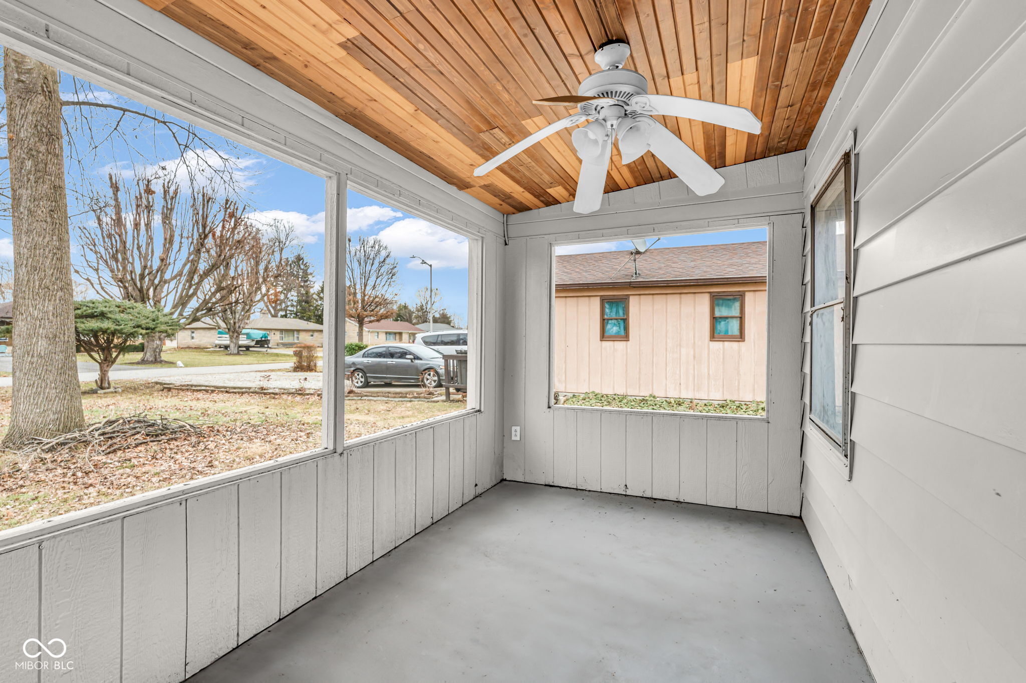 333 Maxwell Road Indianapolis, IN 46217 - Photo 11 of 16