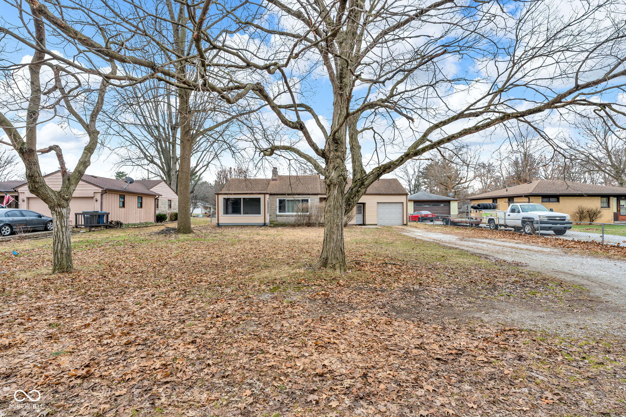 333 Maxwell Road Indianapolis, IN 46217 - Photo 12 of 16