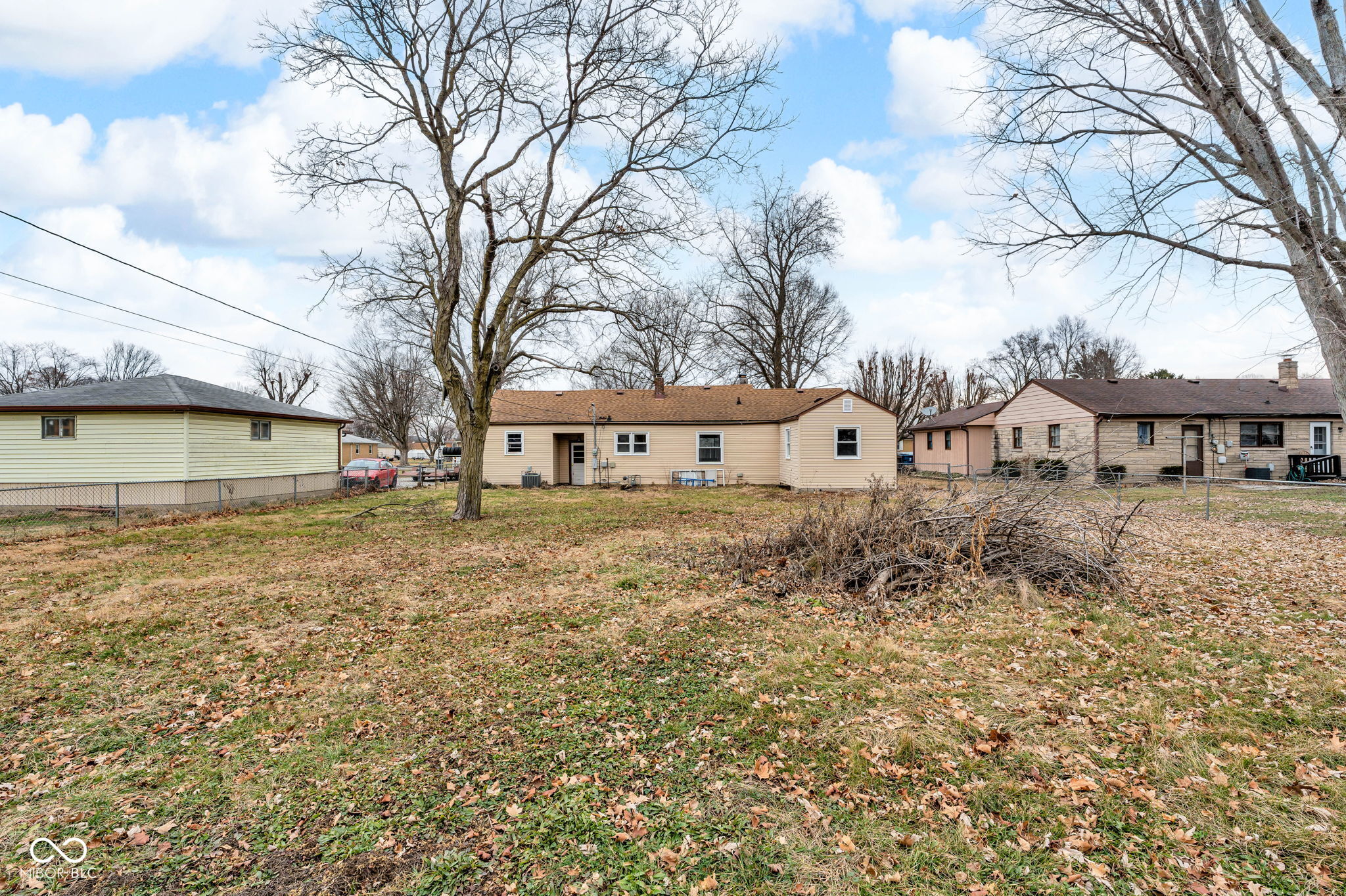 333 Maxwell Road Indianapolis, IN 46217 - Photo 15 of 16