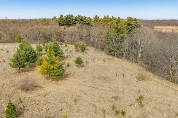$25,900 | Lot 1083 Miller La, La Valle, WI 53941