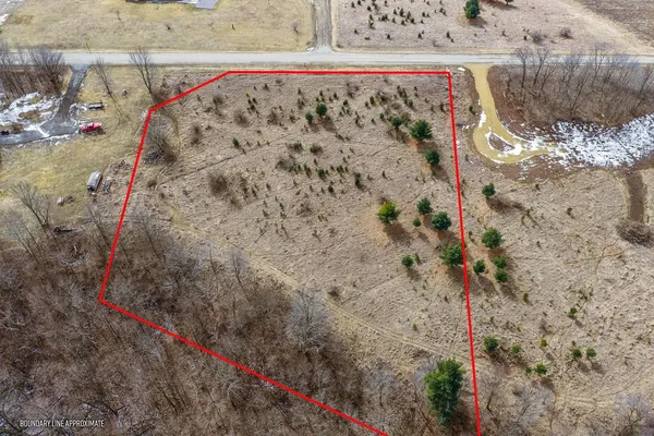 $25,900 | Lot 1083 Miller La, La Valle, WI 53941