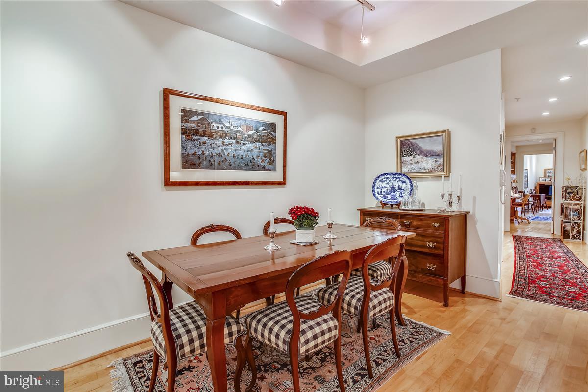 1433 R Street Northwest, Unit 1 Washington, DC 20009 - Photo 12 of 35 Dining area