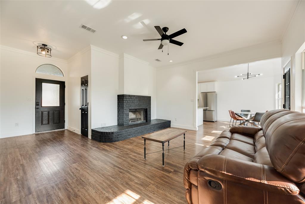 706 Azalea Drive Forney, TX 75126 - Photo 3 of 20