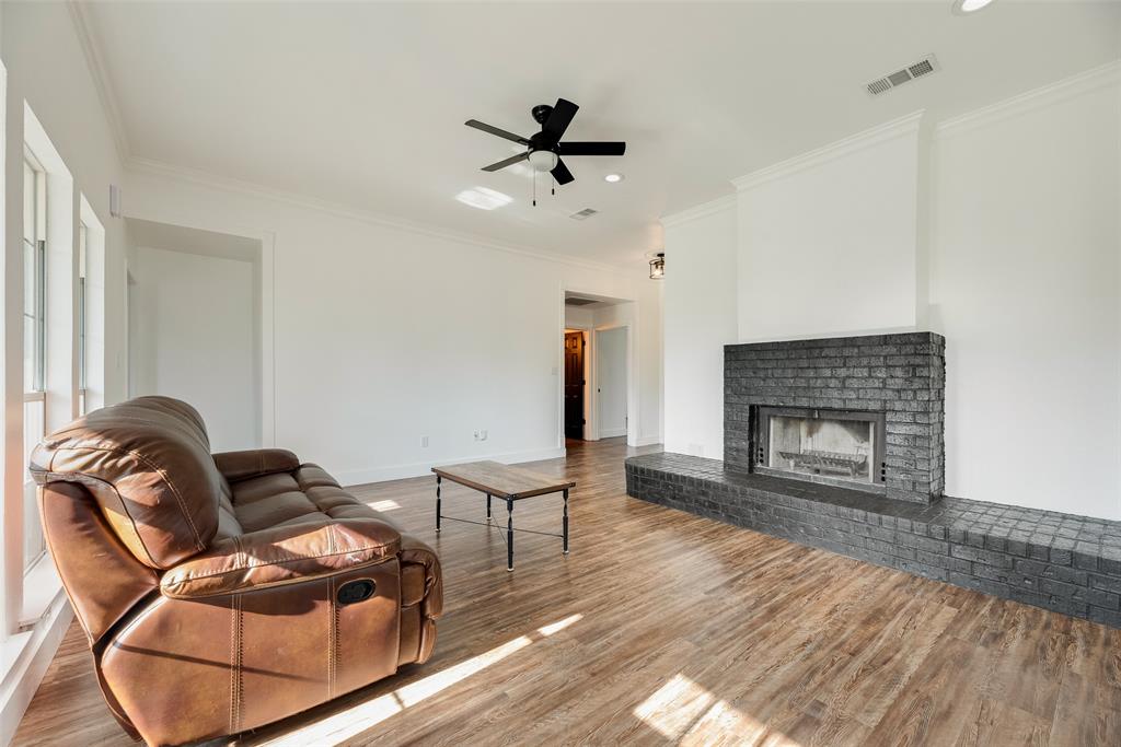 706 Azalea Drive Forney, TX 75126 - Photo 4 of 20