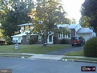 112 Hancock Road Warminster, PA 18974 - Photo 2 of 5 Gallery Image 2