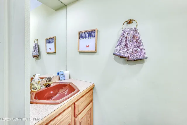 $222,900 | 188 Snow Ridge Cir Lake, Lake Harmony, PA 18624