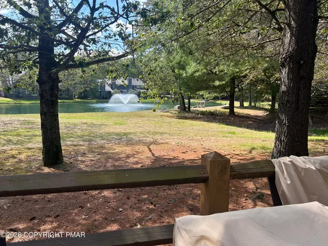 $222,900 | 188 Snow Ridge Cir Lake, Lake Harmony, PA 18624