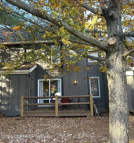 $222,900 | 188 Snow Ridge Cir Lake, Lake Harmony, PA 18624