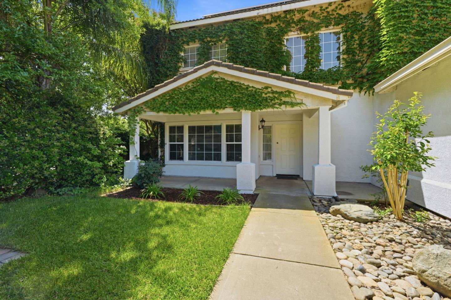 3712 Bold Ruler Court Modesto, CA 95355 - Photo 2 of 43