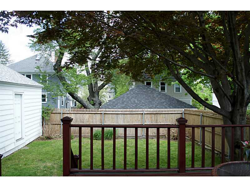 106 Overhill Road Providence, RI 02906 - Photo 25 of 25 Exterior Back.