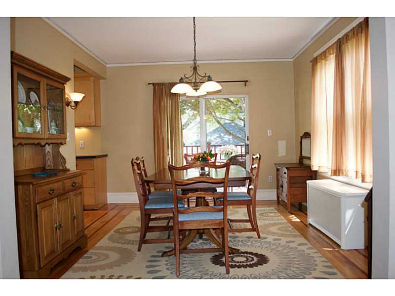 106 Overhill Road Providence, RI 02906 - Photo 8 of 25 Dining Room.