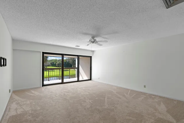 $549,000 | 2435 Presidential Way, Unit E, West Palm Beach, FL 33401