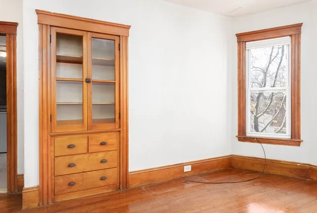 $2,350 | 14 Perkins Street, Unit 2, Worcester, MA 01605