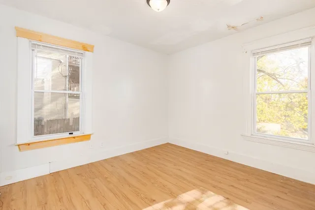 $2,350 | 14 Perkins Street, Unit 2, Worcester, MA 01605