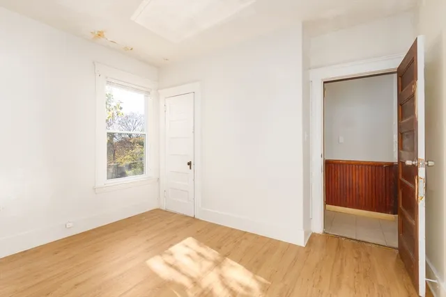 $2,350 | 14 Perkins Street, Unit 2, Worcester, MA 01605