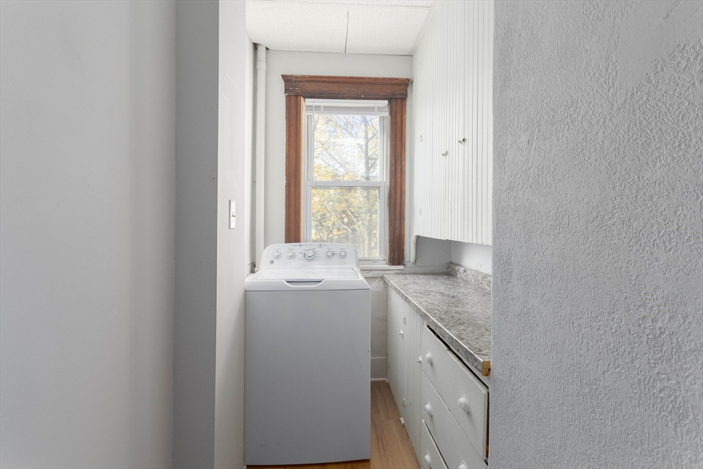 14 Perkins Street, Unit 2 Worcester, MA 01605 - Photo 6 of 23