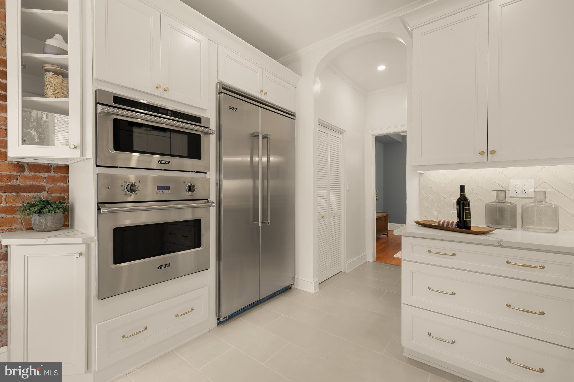 1737 Park Road Northwest Washington, DC 20010 - Photo 11 of 42