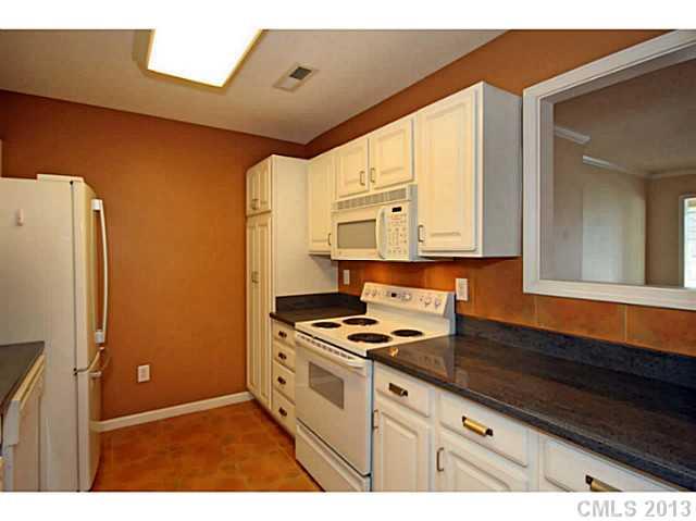 21124 Cold Spring Lane, Unit 7 Cornelius, NC 28031 - Photo 8 of 16 Gallery Image 8