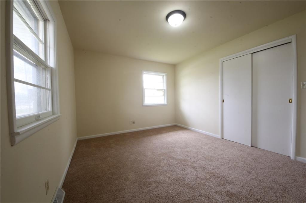 176 North Post Road Indianapolis, IN 46219 - Photo 6 of 15 Gallery Image 6