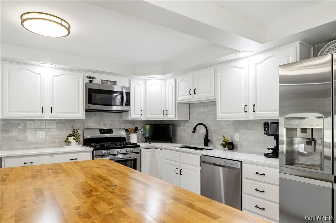 9342 Lake Shore Road Evans, NY 14006 - Photo 19 of 46