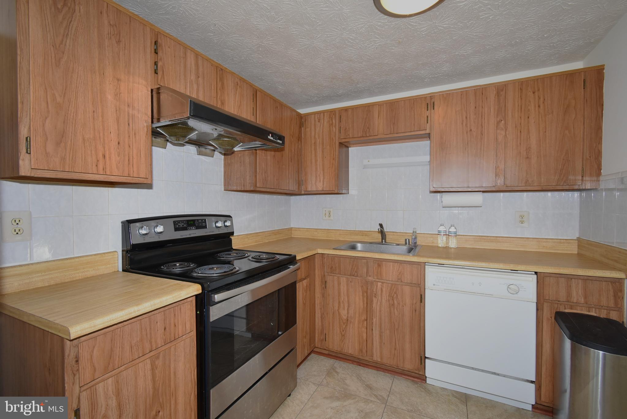 8404 Lucerne Road Randallstown, MD 21133 - Photo 31 of 39 Kitchen View 3