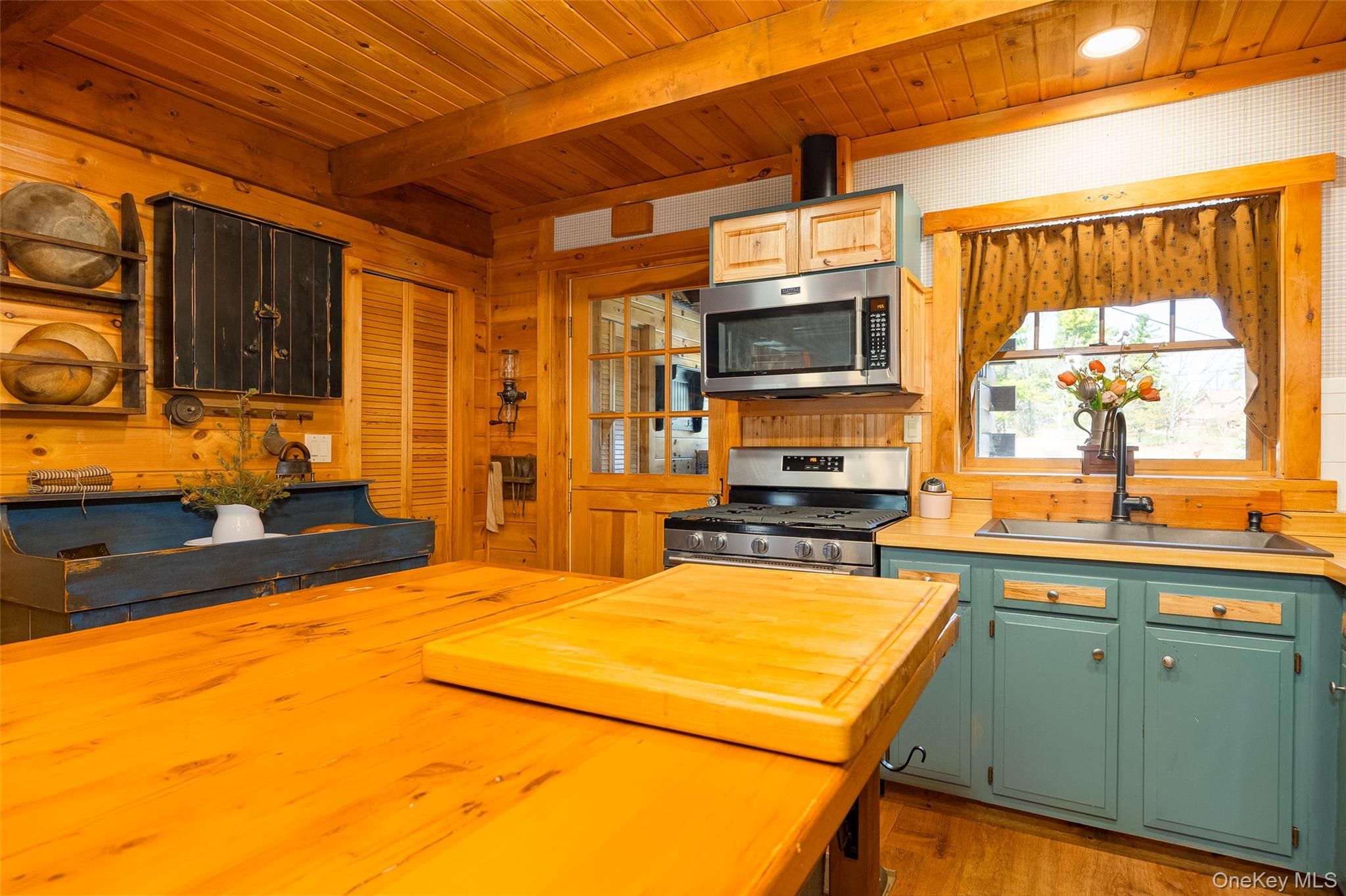 119 Becker Hill Road Red Hook, NY 12571 - Photo 14 of 43