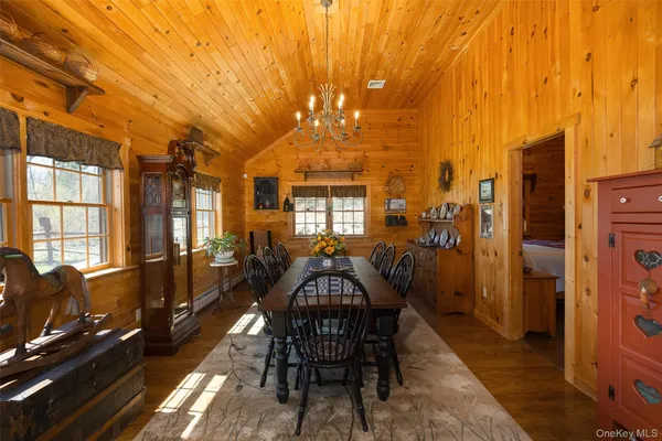 $925,000 | 119 Becker Hill Road, Red Hook, NY 12571