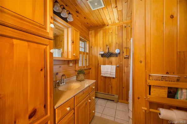 $925,000 | 119 Becker Hill Road, Red Hook, NY 12571