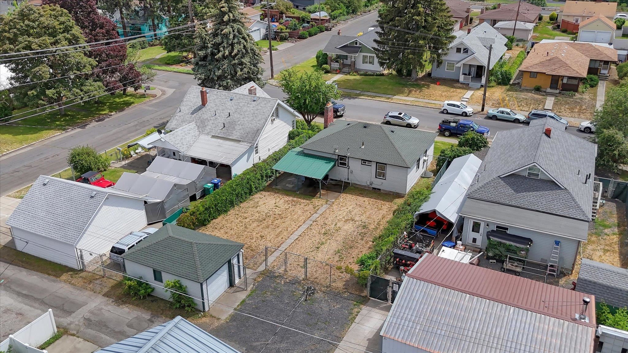 408 West Gordon Avenue Spokane, WA 99205 - Photo 29 of 44