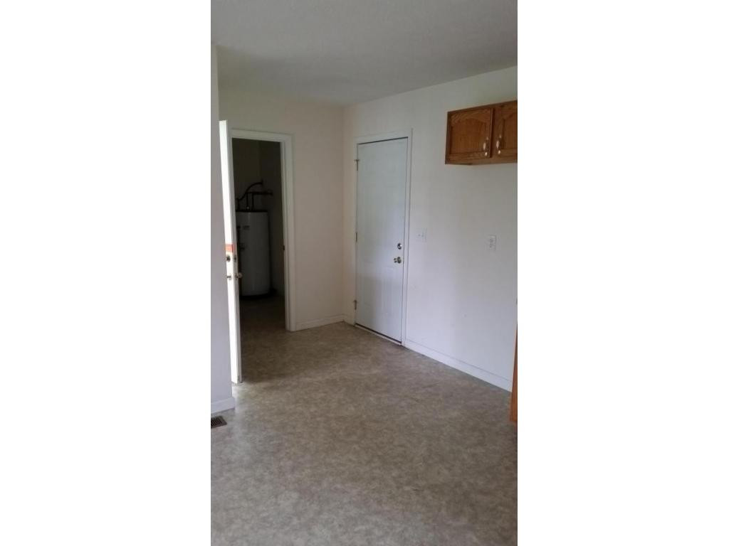 1439 South Side Road Elizabethton, TN 37643 - Photo 5 of 7 Photo 5