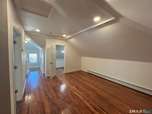 $2,700 | 95 Cedar Street, Unit 2, Manchester, CT 06040