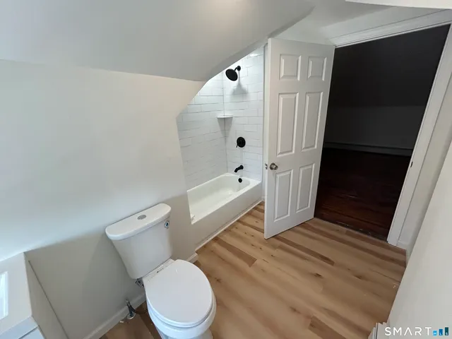 $2,700 | 95 Cedar Street, Unit 2, Manchester, CT 06040