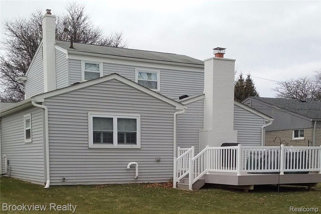 14148 Merriman Road Livonia, MI 48154 - Photo 4 of 61 angle rear merriman.jpg