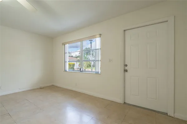 $2,450 | 6680 Northwest 16th Street, Margate, FL 33063