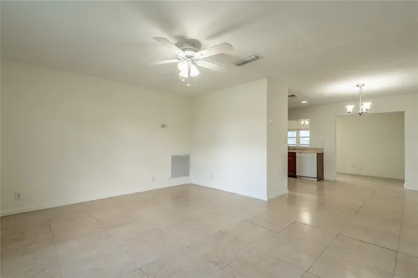 $2,450 | 6680 Northwest 16th Street, Margate, FL 33063