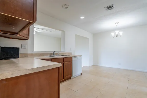 $2,450 | 6680 Northwest 16th Street, Margate, FL 33063