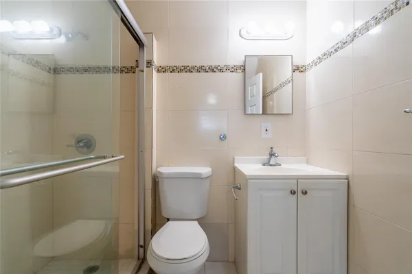 $2,450 | 6680 Northwest 16th Street, Margate, FL 33063