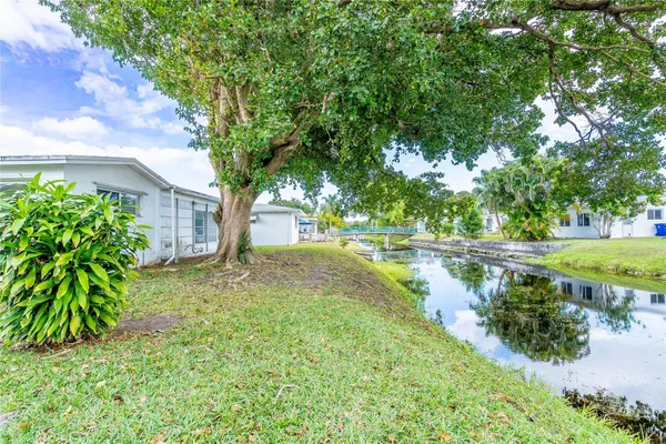 $2,450 | 6680 Northwest 16th Street, Margate, FL 33063