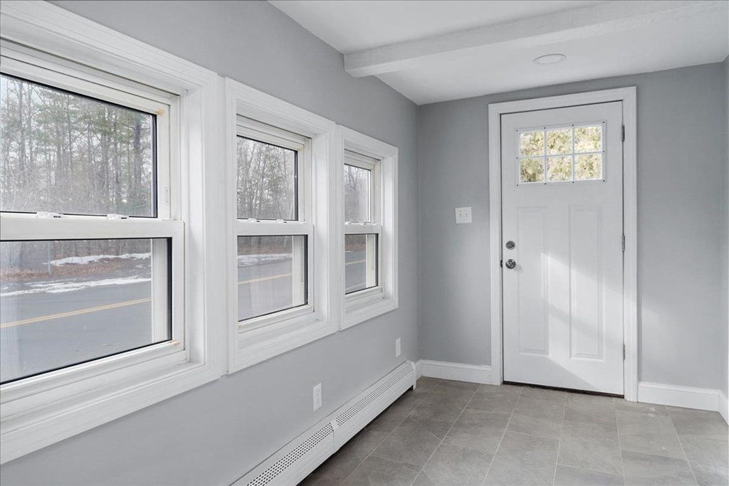 136 Kimball Road Amesbury, MA 01913 - Photo 16 of 24
