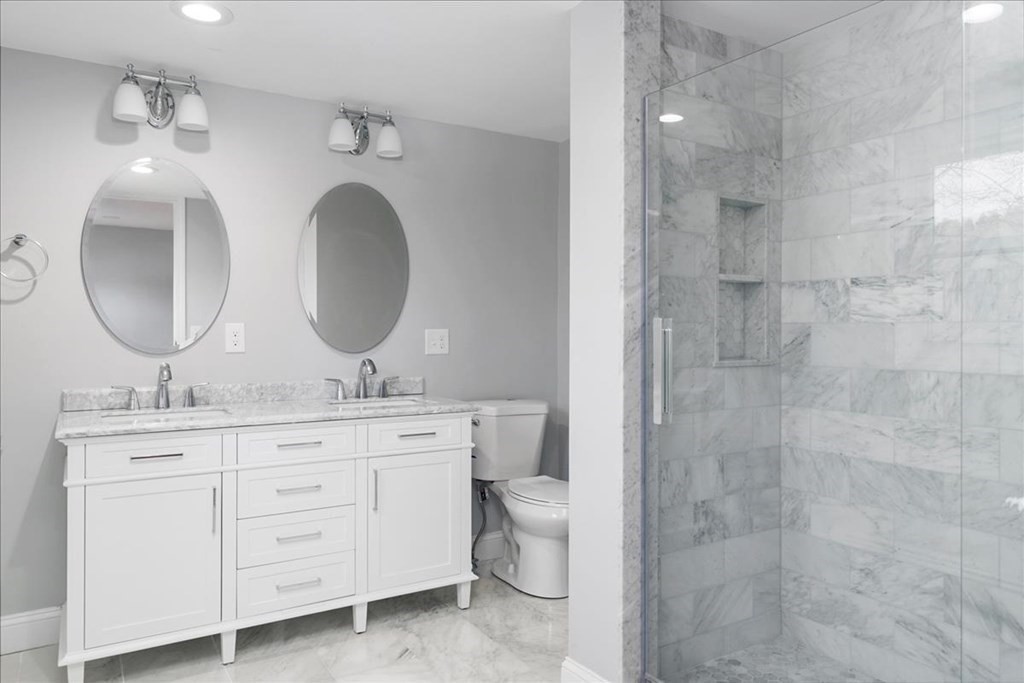 136 Kimball Road Amesbury, MA 01913 - Photo 3 of 24