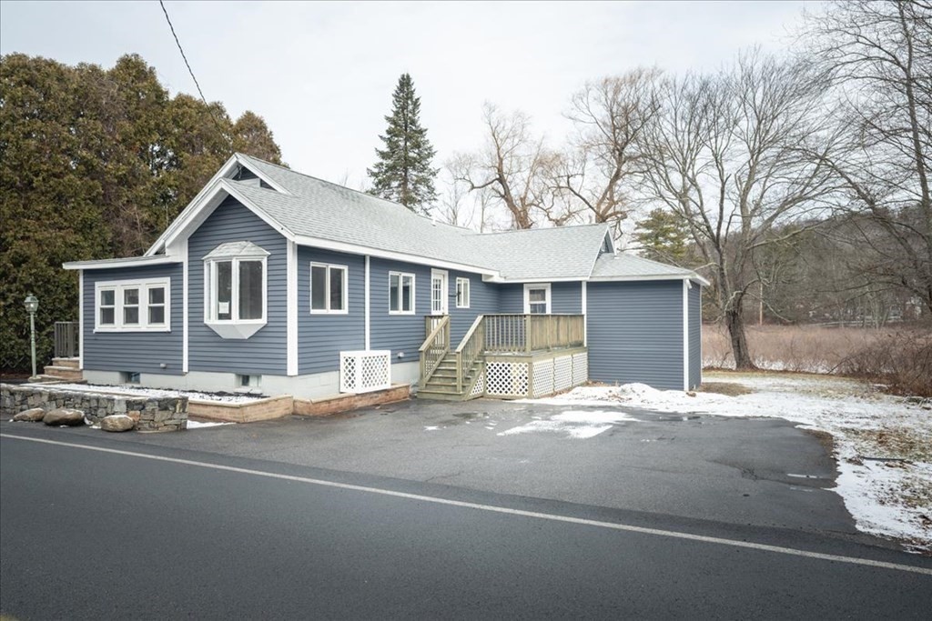 136 Kimball Road Amesbury, MA 01913 - Photo 8 of 24