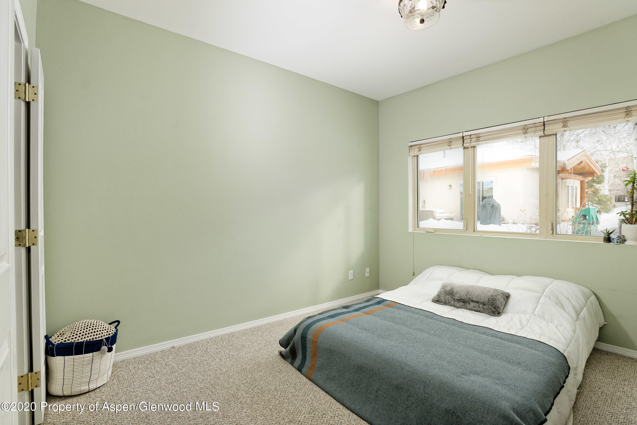 1400 East Valley Road, Unit 112 Basalt, CO 81621 - Photo 11 of 19 1400EValleyRd#112_DASH_20121801